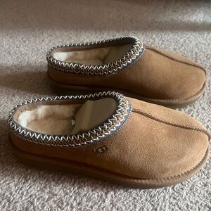 UGG Women’s Tasman Slipper